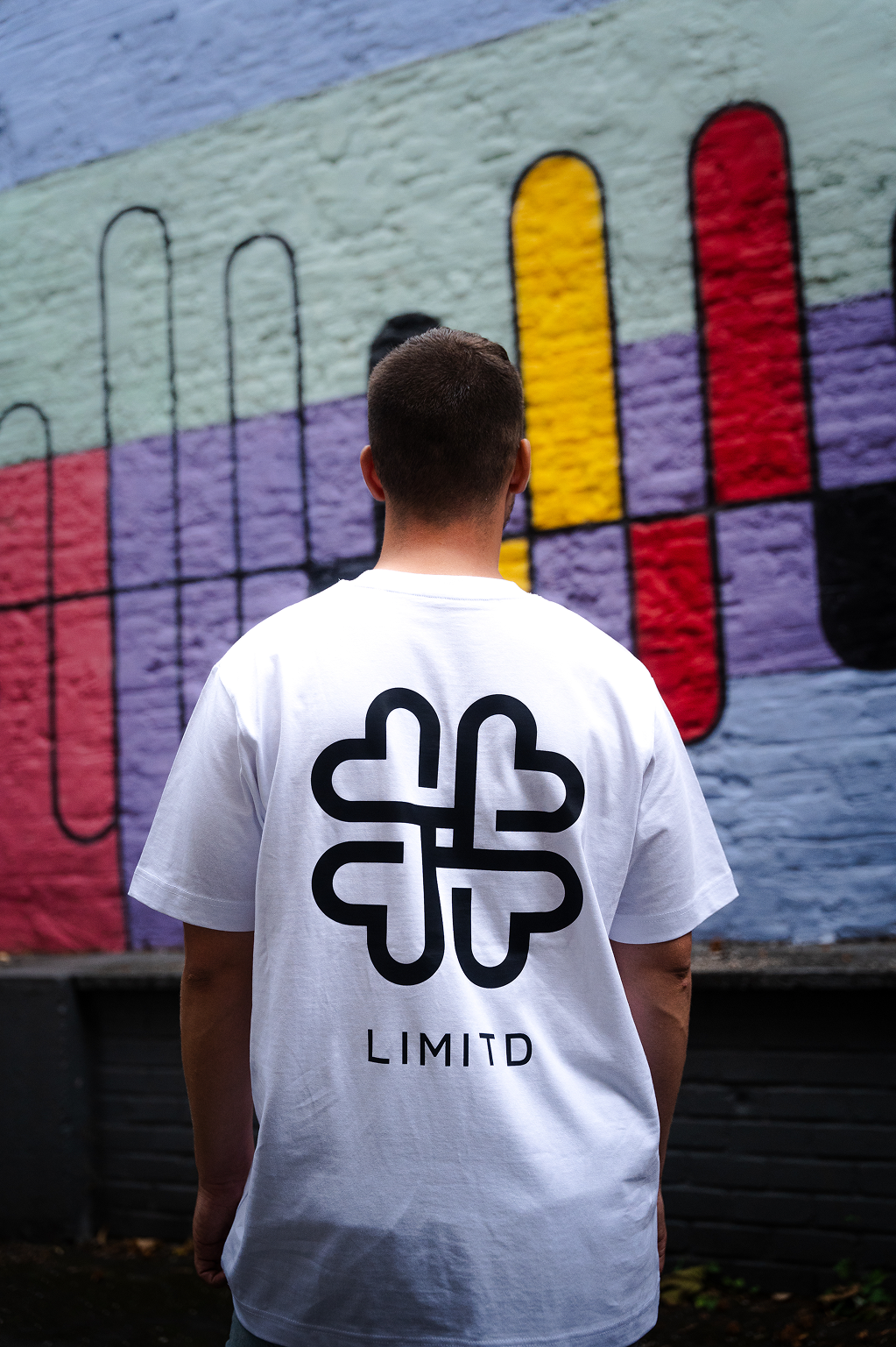 Signature White
